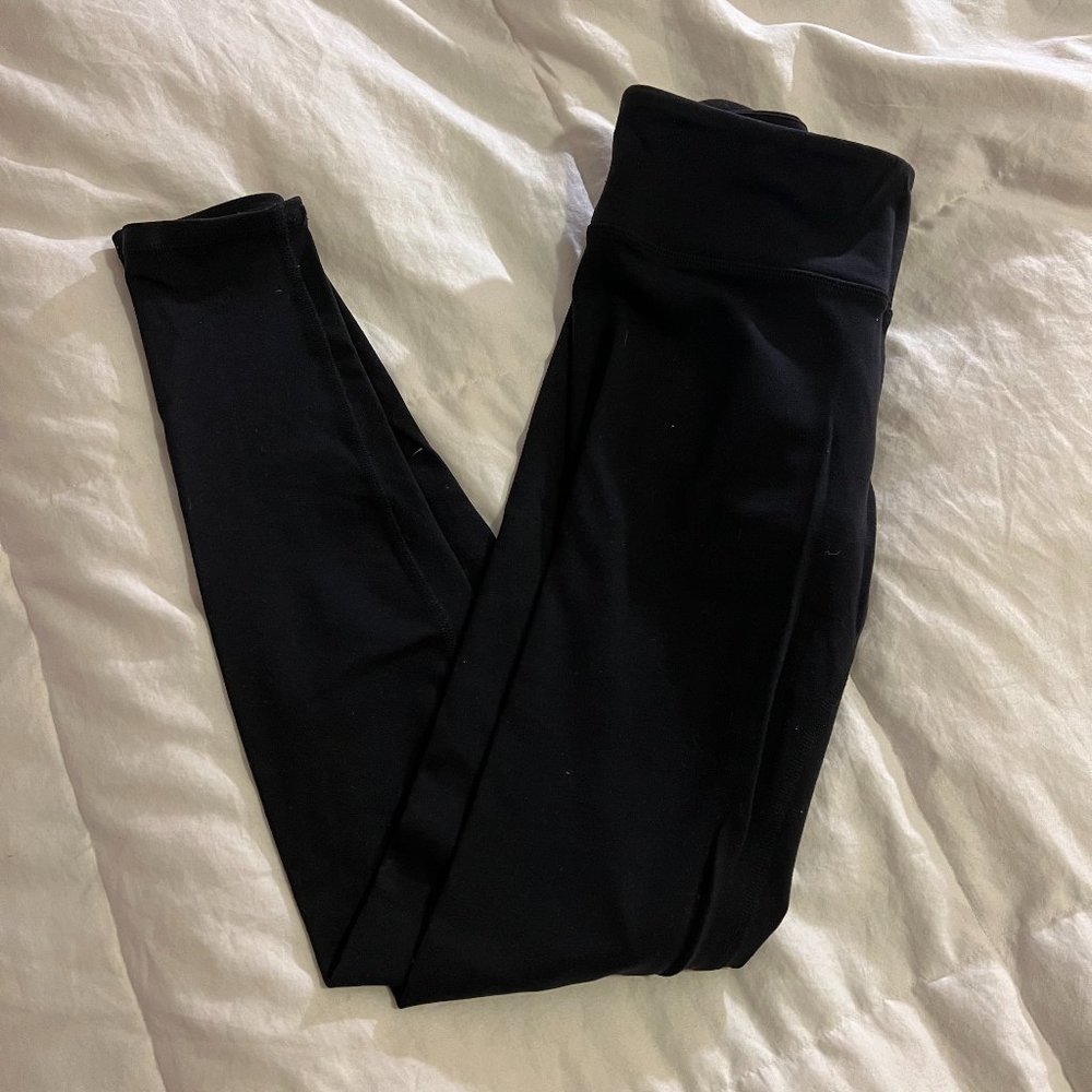 ALO: Black Leggings